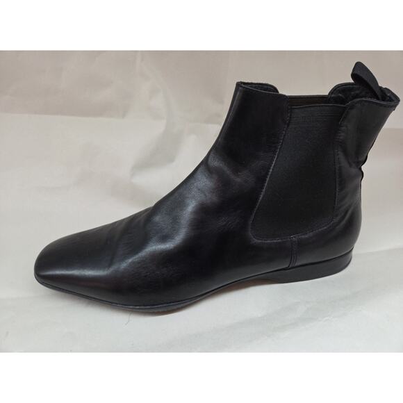 Prada Black Chelsea Men\'s Ankle Boots - UK 8.5 | US 9.5 main image 4